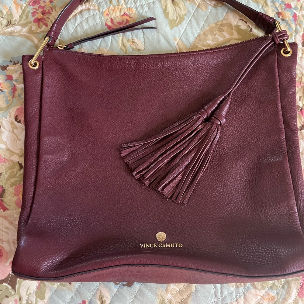 Vince Camuto Leather Handbag
No offers, priced to sell!
